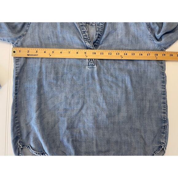 Anthropologie Cloth & Stone Denim V Neck Popover Top - Size Women's Small - Picture 4 of 7